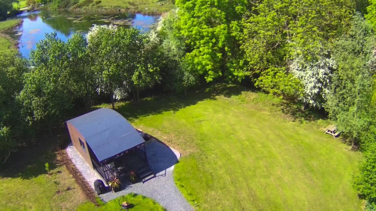 Peppercorn Pod At Beck House Glamping Hotel Salmonby Exterior photo