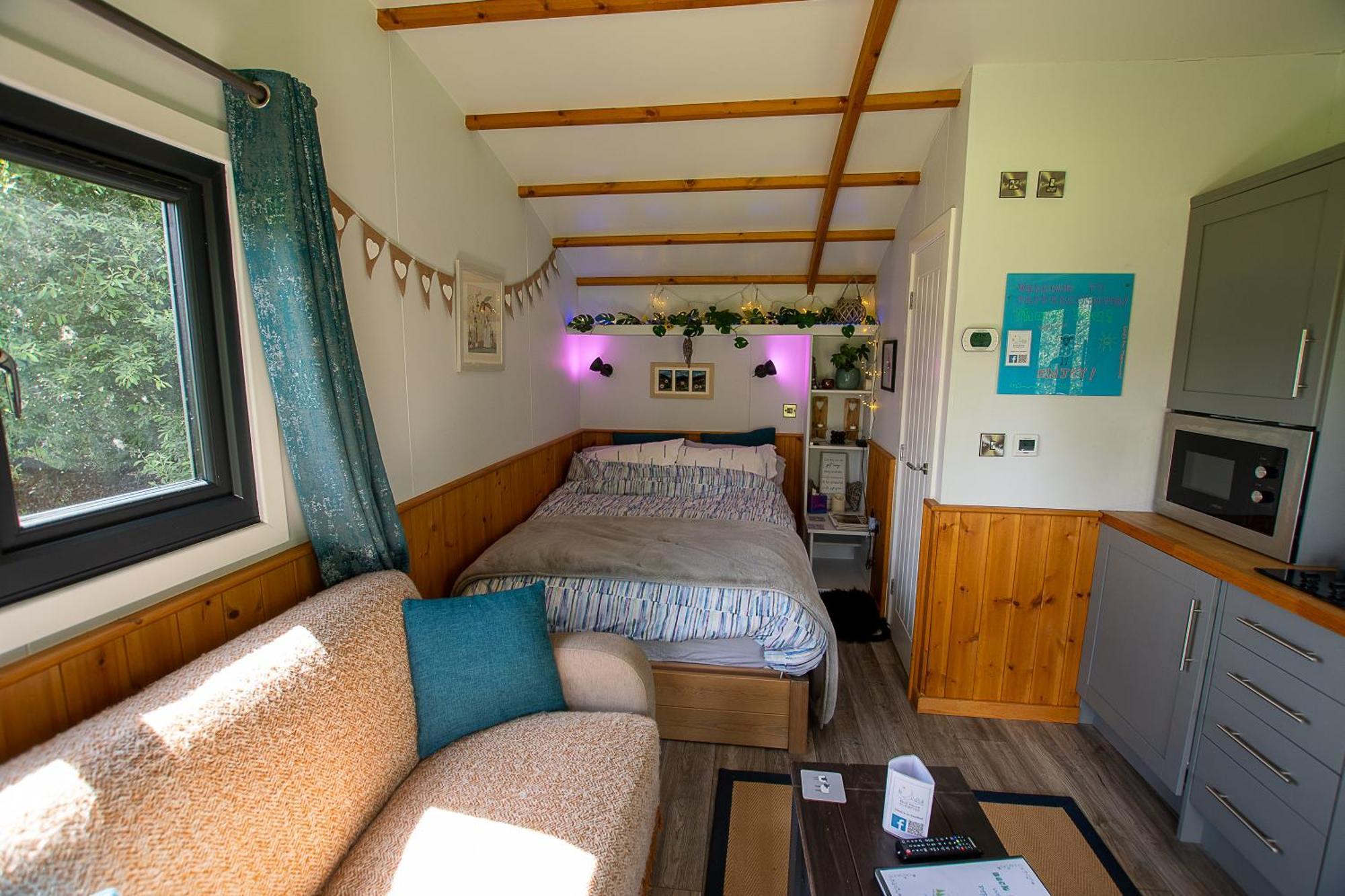 Peppercorn Pod At Beck House Glamping Hotel Salmonby Exterior photo